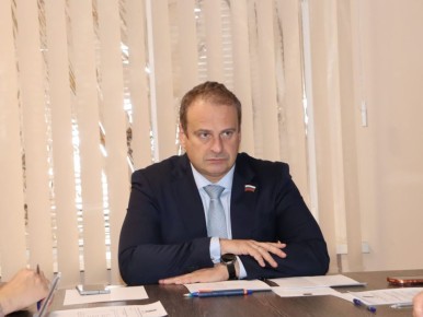 По поручению Председателя парламента Виктора Емельяненко, его заместитель Михаил Попов провел Совет Законодательного Собрания Запорожской области, на котором была утверждена повестка предстоящего 51-го заседания Заксобрания