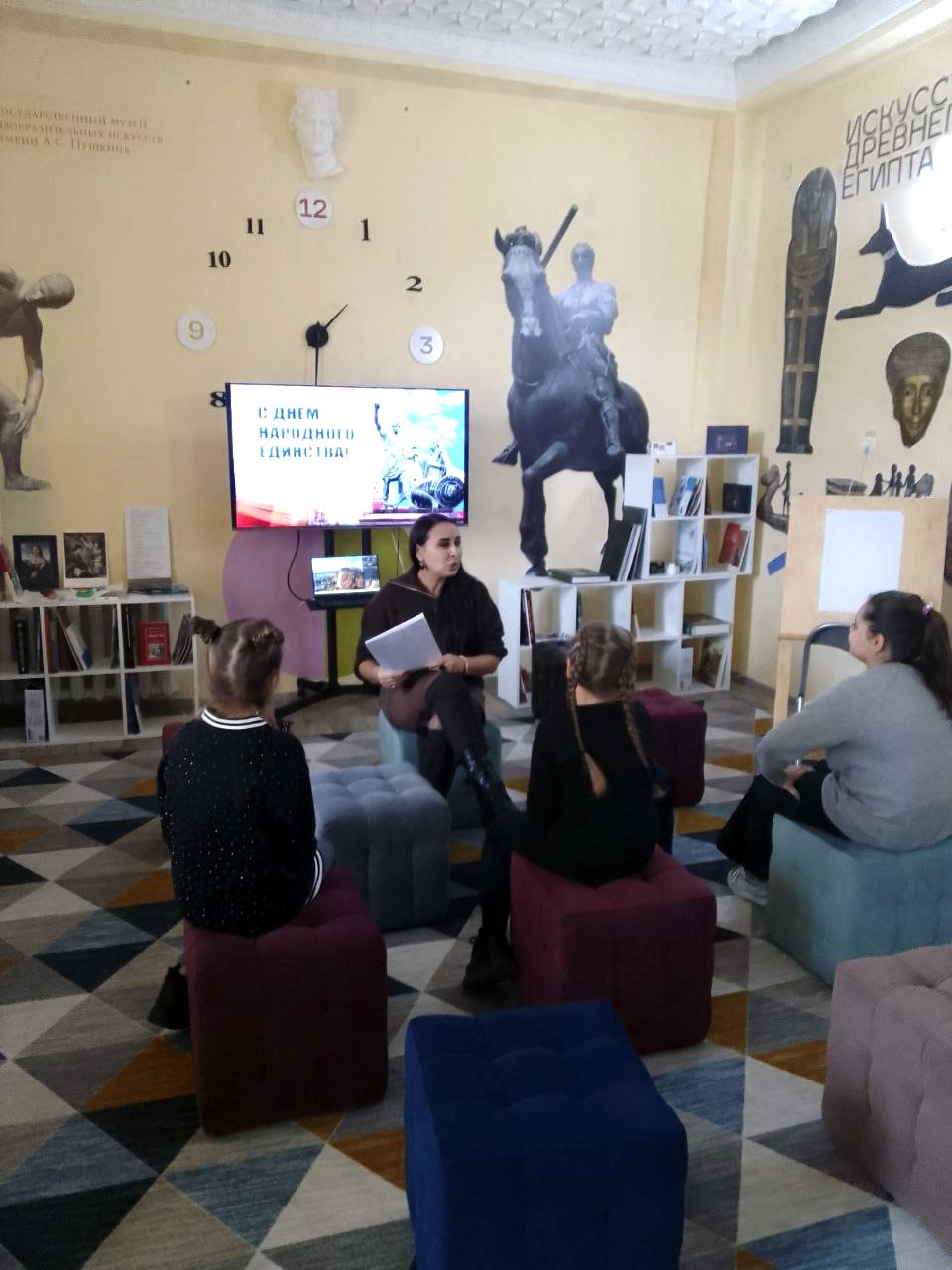 Михайловский Центр эстетического воспитания провёл патриотический урок Михайловский Центр эстетического воспитания провёл патриотический урок