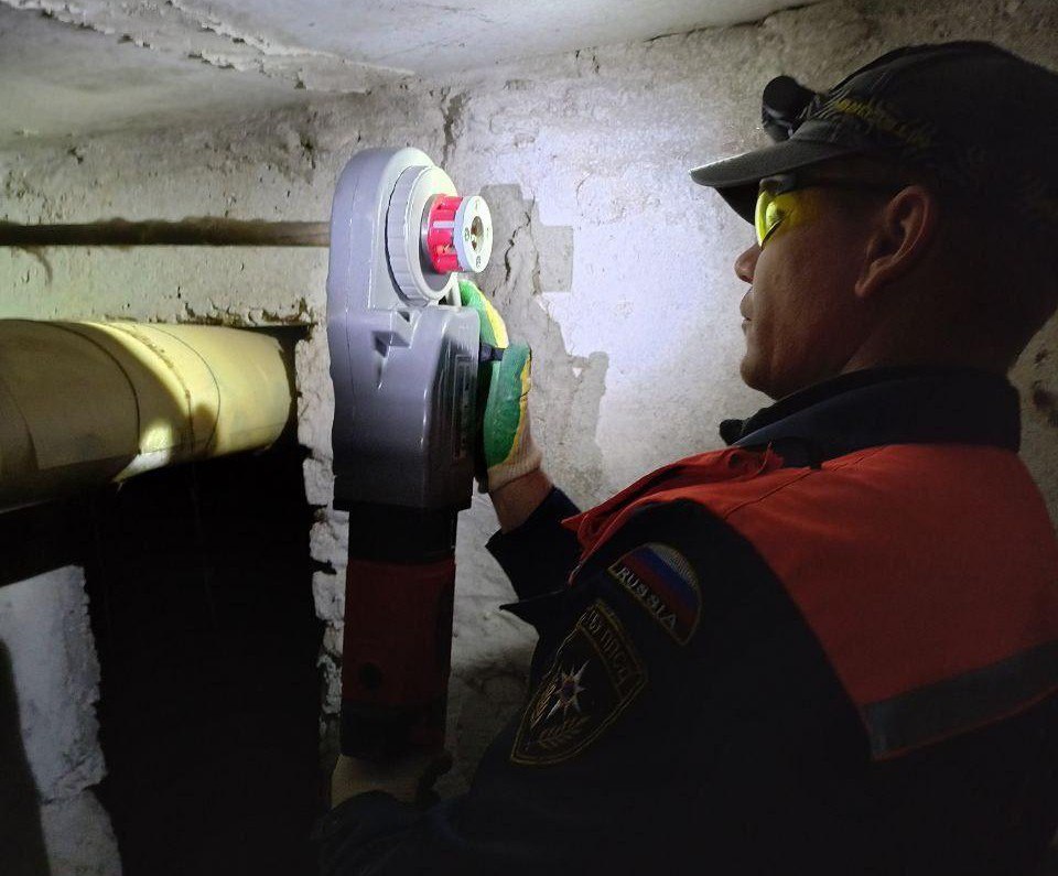 В детсаду «Кузнечик» города Токмак приступили к монтажу радиаторов В детсаду «Кузнечик» города Токмак приступили к монтажу радиаторов