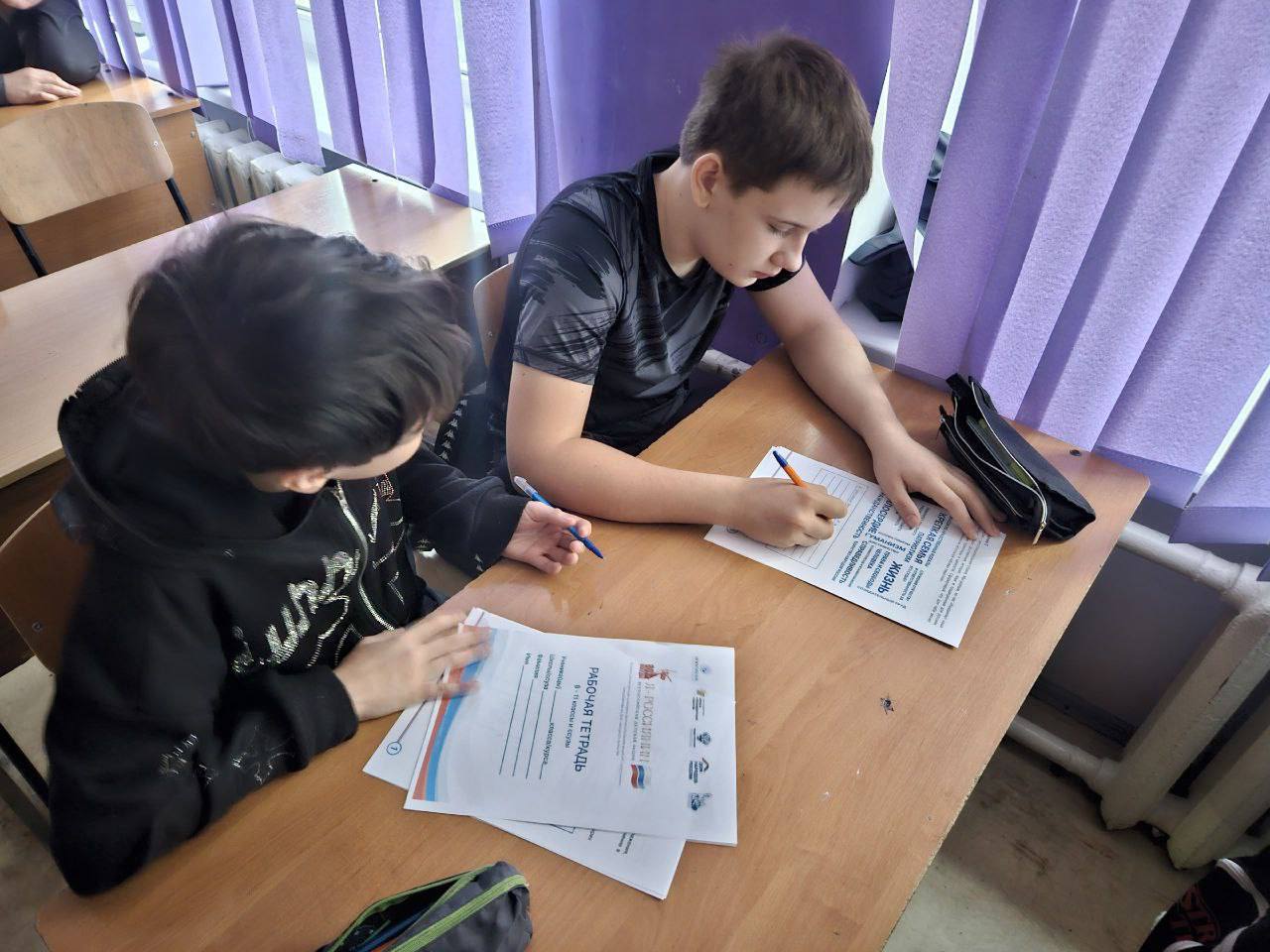 На этой неделе ученики ГБУ ОО ЗО "СОШ №1" г. Приморск приняли участие в образовательных мероприятиях На этой неделе ученики ГБУ ОО ЗО "СОШ №1" г. Приморск приняли участие в образовательных мероприятиях