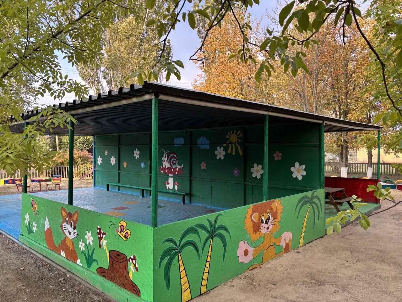 Администрация и коллектив , родители детского сада «Тополёк» г.Молочанск выражают огромную благодарность заместителю министра по строительству Республики Ингушетия Игорю Николаевичу Захарову и специалистам... Администрация и коллектив , родители детского сада «Тополёк» г.Молочанск выражают огромную благодарность заместителю министра по строительству Республики Ингушетия Игорю Николаевичу Захарову и специалистам...