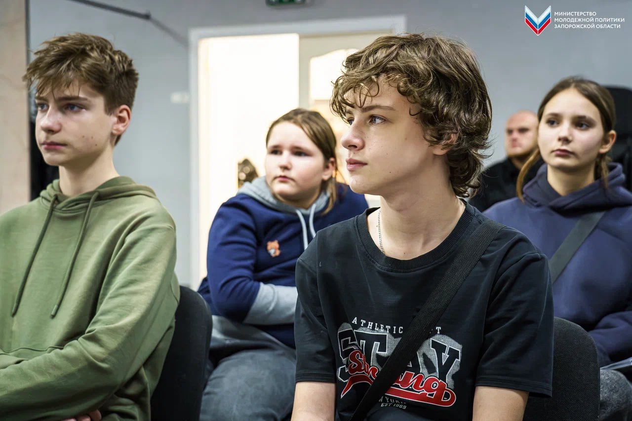 Акимовка зажигает! Новые звезды КВН на горизонте Акимовка зажигает! Новые звезды КВН на горизонте