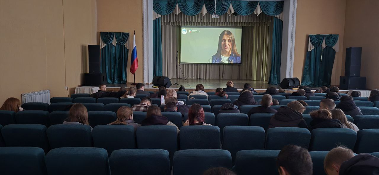 Волонтёры Победы и добровольцы (Запорожская область, Акимовский муниципальный округ) совместно с сотрудниками МКУ "Акимовская ЦКС" представили документальный Всероссийский видеожурнал "Эпоха Героев", созданный при поддержке... Волонтёры Победы и добровольцы (Запорожская область, Акимовский муниципальный округ) совместно с сотрудниками МКУ "Акимовская ЦКС" представили документальный Всероссийский видеожурнал "Эпоха Героев", созданный при поддержке...