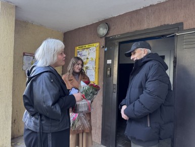 Житель Бердянска Леонид Кайда отмечает 90-летний юбилей