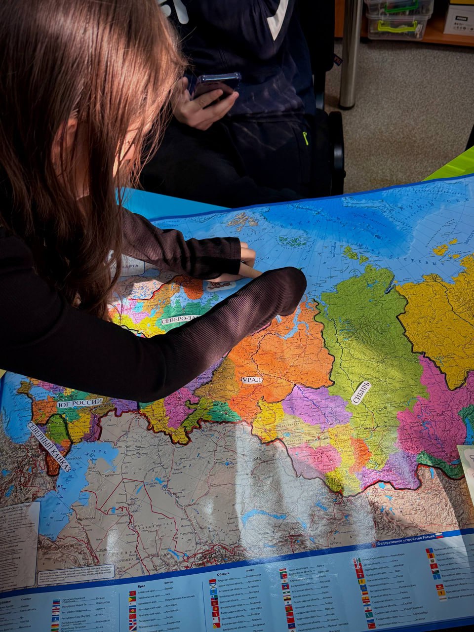 Сегодня, в преддверии Дня народного единства, активисты молодежного движения «Юг молодой» провели теплую и вдохновляющую встречу, наполненную духом дружбы и согласия Сегодня, в преддверии Дня народного единства, активисты молодежного движения «Юг молодой» провели теплую и вдохновляющую встречу, наполненную духом дружбы и согласия