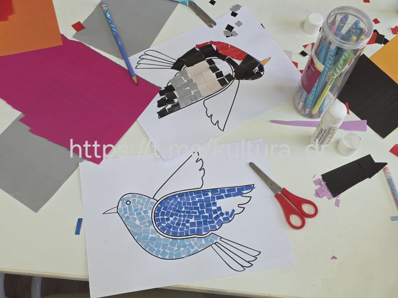 Сегодня в Детском музейном центре ДК "Горняк" прошло увлекательное занятие старшей группы прикладного и декоративного творчества "Лисёнки"! Сегодня в Детском музейном центре ДК "Горняк" прошло увлекательное занятие старшей группы прикладного и декоративного творчества "Лисёнки"!