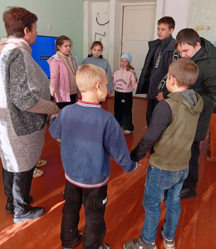 4 ноября ежегодно в России отмечается День народного единства 4 ноября ежегодно в России отмечается День народного единства