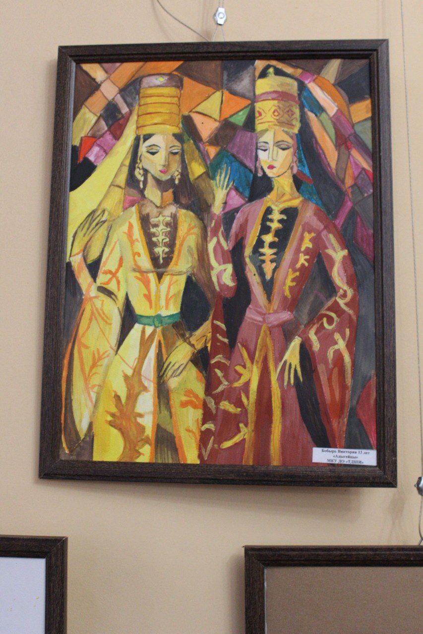 В дополнение к концерту, посвященному Дню народного единства талантливые учащиеся художественного отделения Токмакской детской школы искусств, подготовили удивительные работы для выставки рисунков! В дополнение к концерту, посвященному Дню народного единства талантливые учащиеся художественного отделения Токмакской детской школы искусств, подготовили удивительные работы для выставки рисунков!