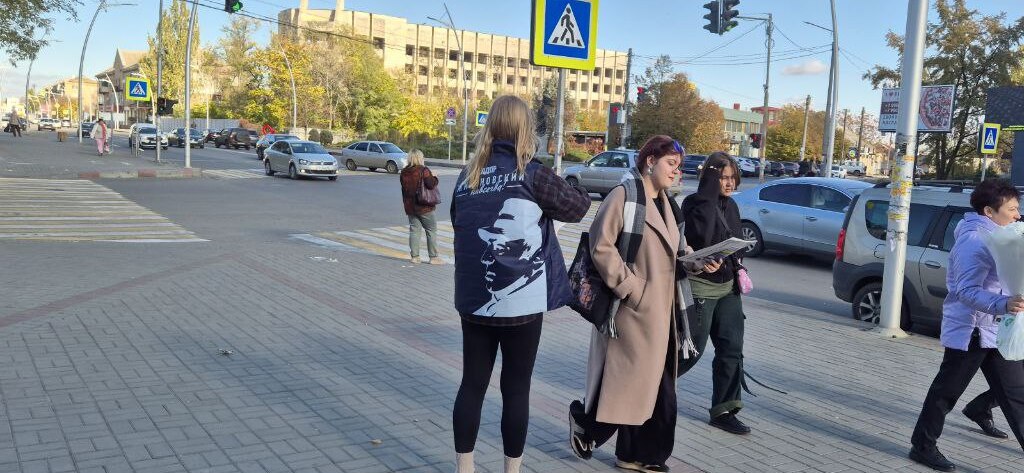 Мы рады сообщить о поступлении в наше региональное отделение партии брошюры под названием "Кто нас защитит? - ЛДПР" Мы рады сообщить о поступлении в наше региональное отделение партии брошюры под названием "Кто нас защитит? - ЛДПР"