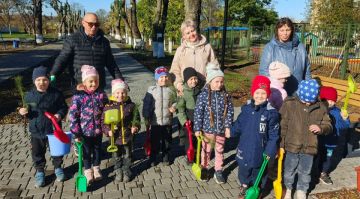 В селе Луначарское ко Дню народного единства прошла экологическая акция