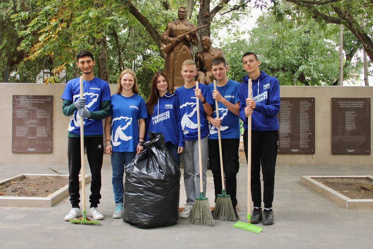 Евгений Балицкий: Три года назад, 3 ноября 2022 года, создано Запорожское региональное отделение партии «Единая Россия», которое объединило небезразличных, активных и патриотичных людей в работе на благо родного региона Евгений Балицкий: Три года назад, 3 ноября 2022 года, создано Запорожское региональное отделение партии «Единая Россия», которое объединило небезразличных, активных и патриотичных людей в работе на благо родного региона