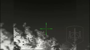 Снайпера 135 полка 58 Армии ведут ночную охоту на тяжелые дроны противника типа "Баба Яга"