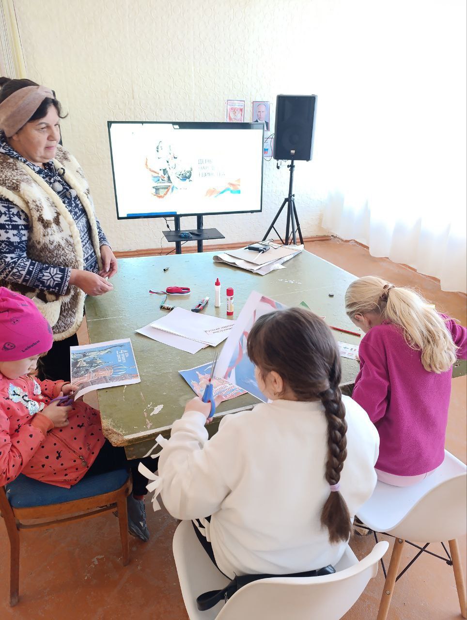 В Анновском СК, Чернозёмненском СДК, Горьковском СДК проходят тематические творческие занятия В Анновском СК, Чернозёмненском СДК, Горьковском СДК проходят тематические творческие занятия