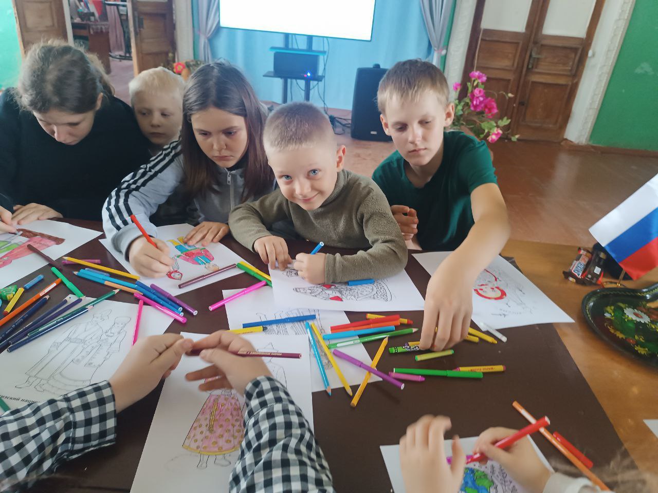 Ежегодно 4 ноября вся Россия отмечает праздник День Единства! Ежегодно 4 ноября вся Россия отмечает праздник День Единства!