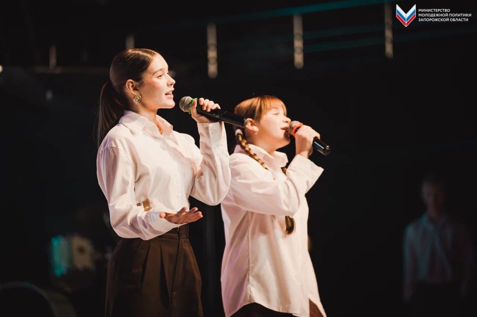 Торжественный концерт, приуроченный к празднованию Дня народного единства Торжественный концерт, приуроченный к празднованию Дня народного единства