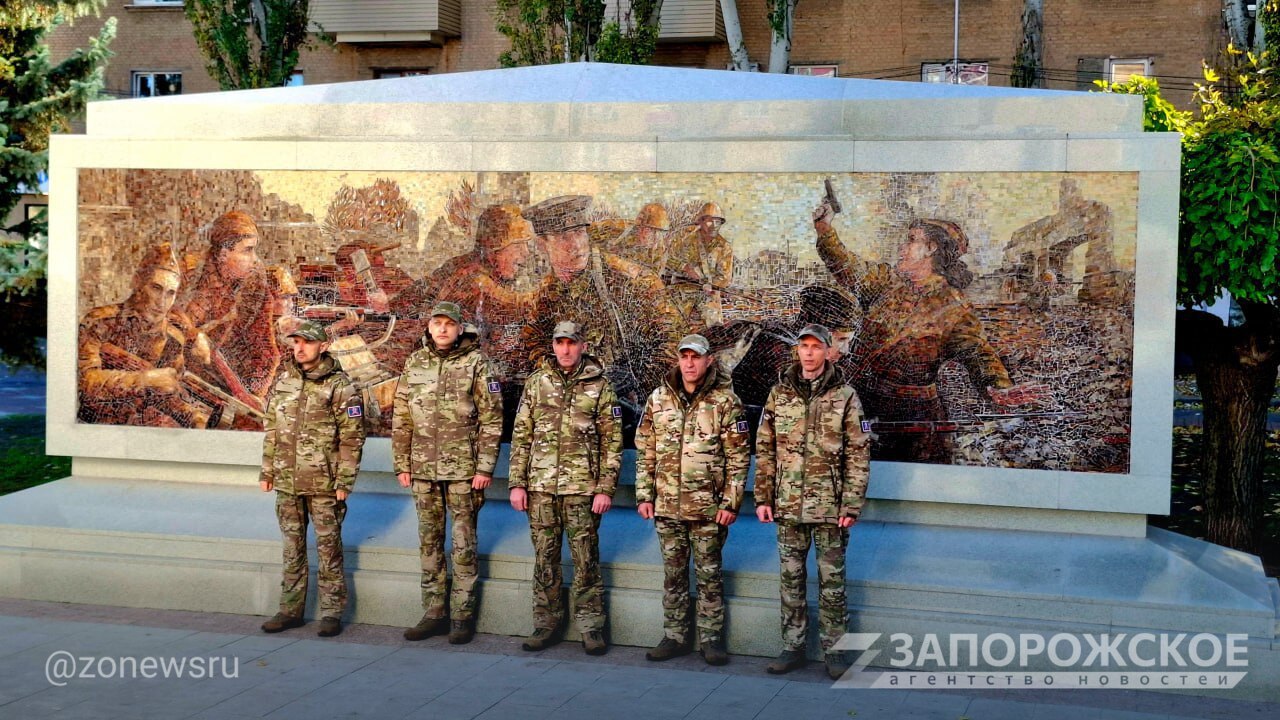 Бывшие солдаты ВСУ почтили память освободителей Мелитополя Бывшие солдаты ВСУ почтили память освободителей Мелитополя