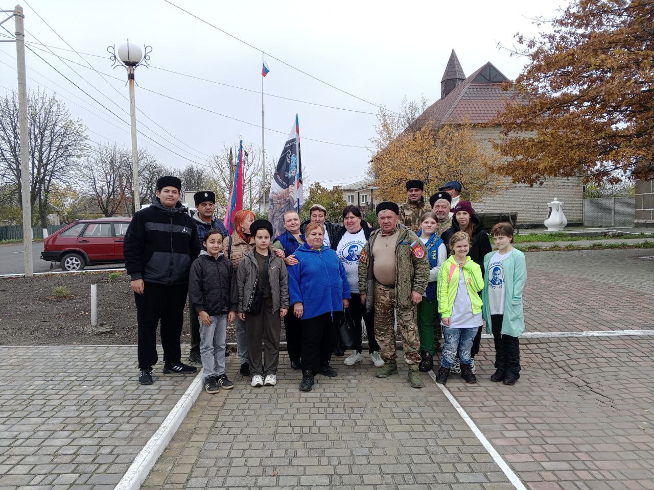 В райцентре Весёлое ЛДПР и казачество отметили День народного единства вместе В райцентре Весёлое ЛДПР и казачество отметили День народного единства вместе