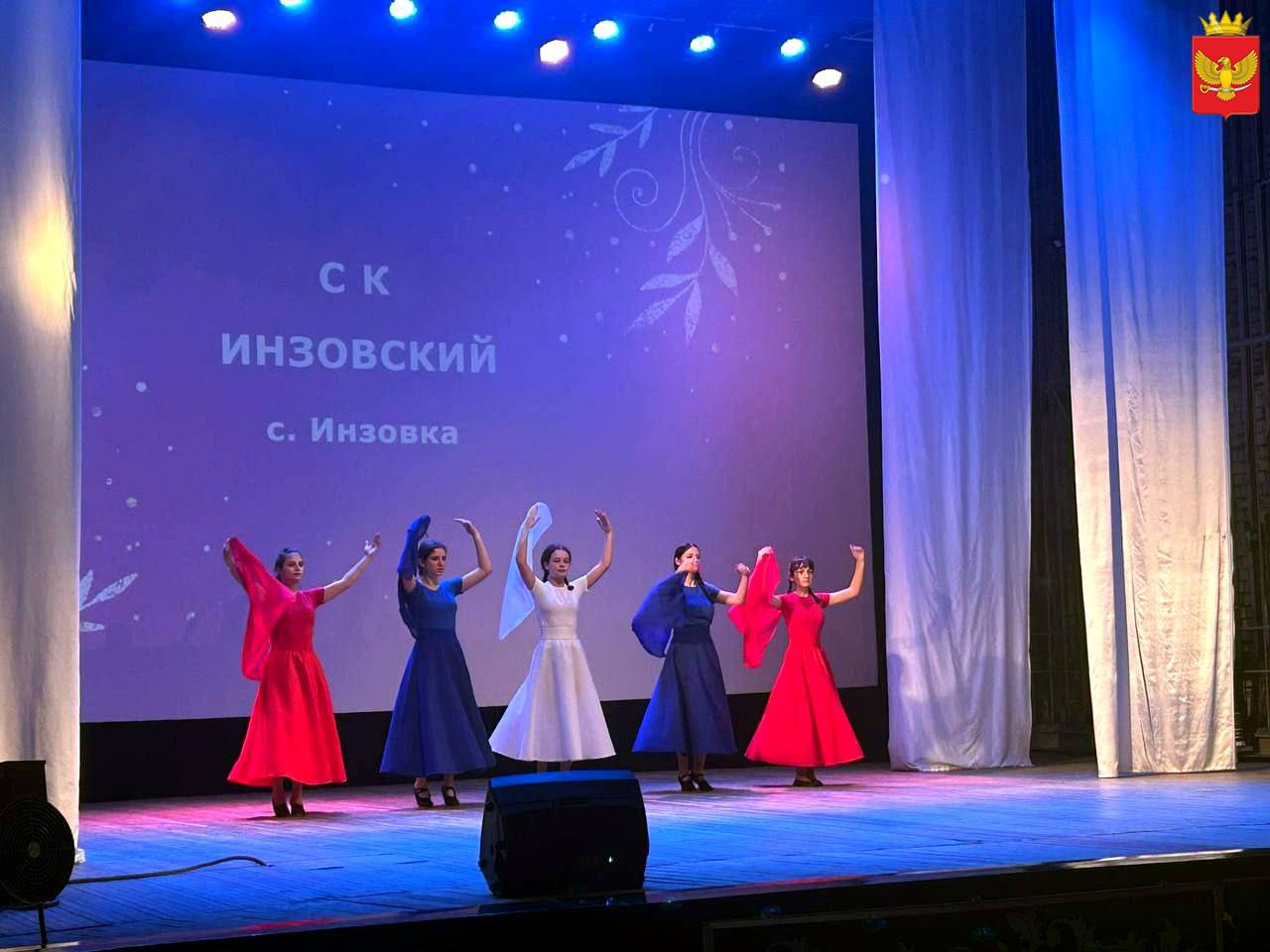 В единстве народов сила России! В единстве народов сила России!