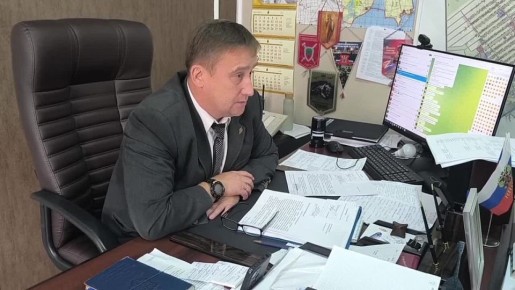 Александр Трудоношин: В этом году в Акимовке в рамках помощи шеф-региона Ярославской области проведены работы по укладке асфальтового покрытия на участках автодорог по улицам Ленина, 50 лет Октября, Октябрьская, Щорса...