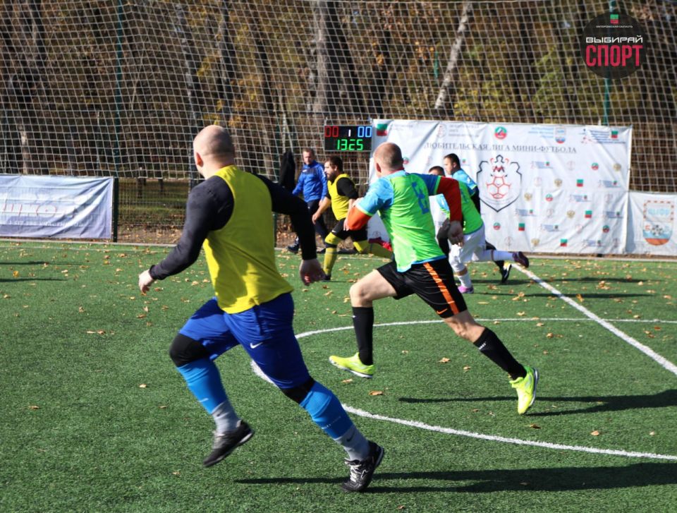 ����� 6-�� �������� ��� ���� �� ����-������� 5�5, ����������� 80-����� ������ � ������� ������������� �����