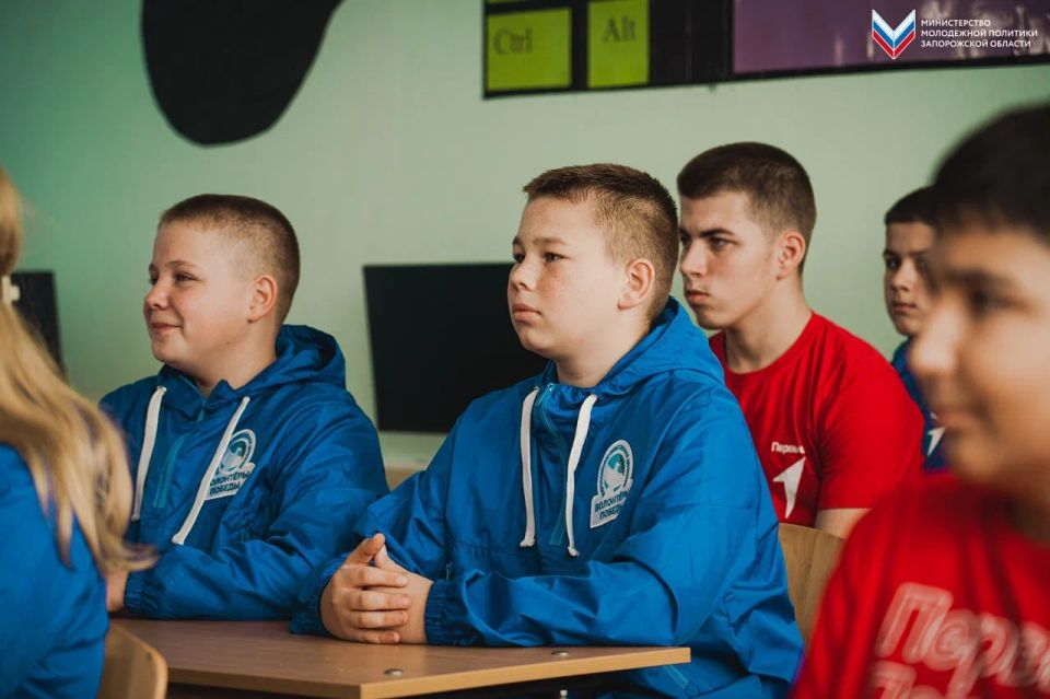 Всероссийский урок мужества «Памяти разведчиков»: деятельность разведчиков в годы Великой Отечественной войны Всероссийский урок мужества «Памяти разведчиков»: деятельность разведчиков в годы Великой Отечественной войны