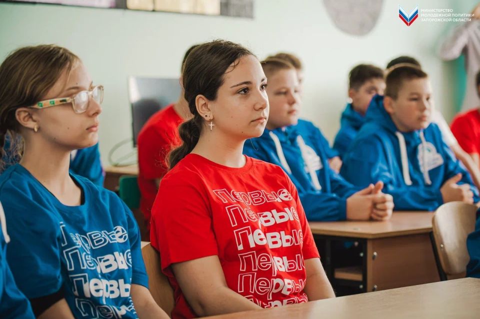 Всероссийский урок мужества «Памяти разведчиков»: деятельность разведчиков в годы Великой Отечественной войны Всероссийский урок мужества «Памяти разведчиков»: деятельность разведчиков в годы Великой Отечественной войны