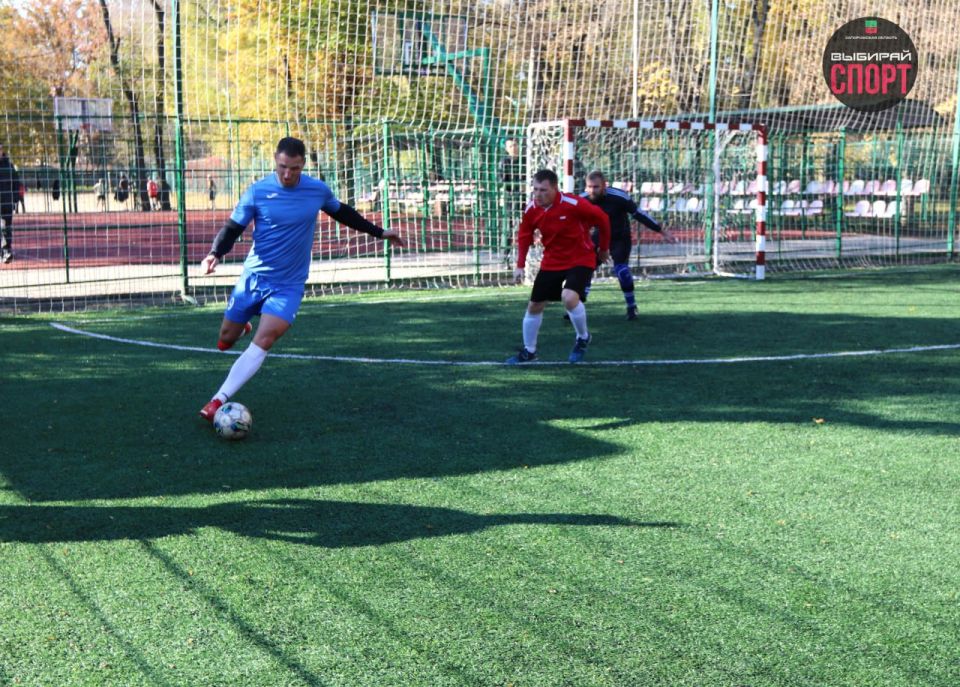 ����� 6-�� �������� ��� ���� �� ����-������� 5�5, ����������� 80-����� ������ � ������� ������������� �����