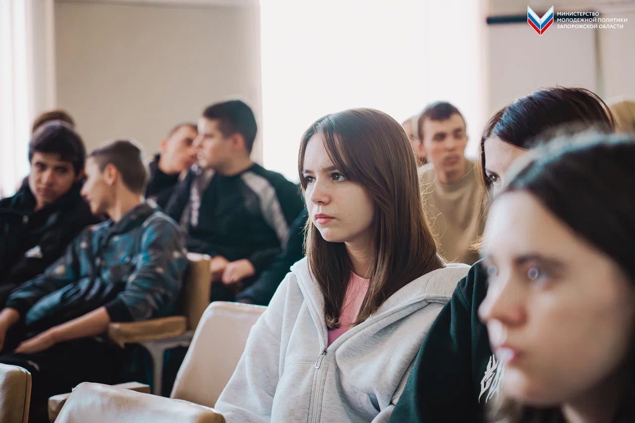 В Великобелозерском профессиональном аграрном лицее прошла презентация деятельности межрегионального молодёжного движения «Юг Молодой»! В Великобелозерском профессиональном аграрном лицее прошла презентация деятельности межрегионального молодёжного движения «Юг Молодой»!