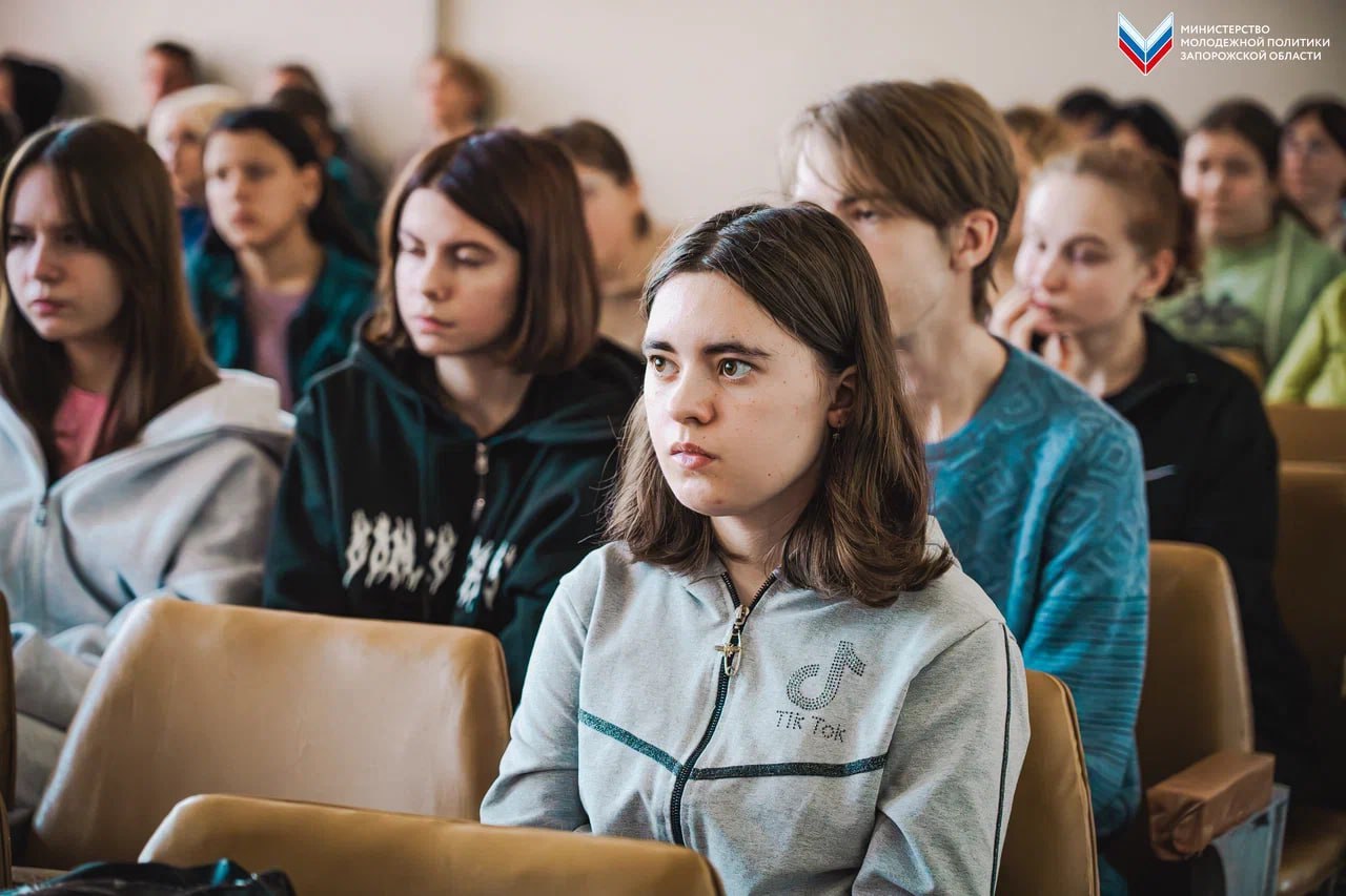 В Великобелозерском профессиональном аграрном лицее прошла презентация деятельности межрегионального молодёжного движения «Юг Молодой»! В Великобелозерском профессиональном аграрном лицее прошла презентация деятельности межрегионального молодёжного движения «Юг Молодой»!