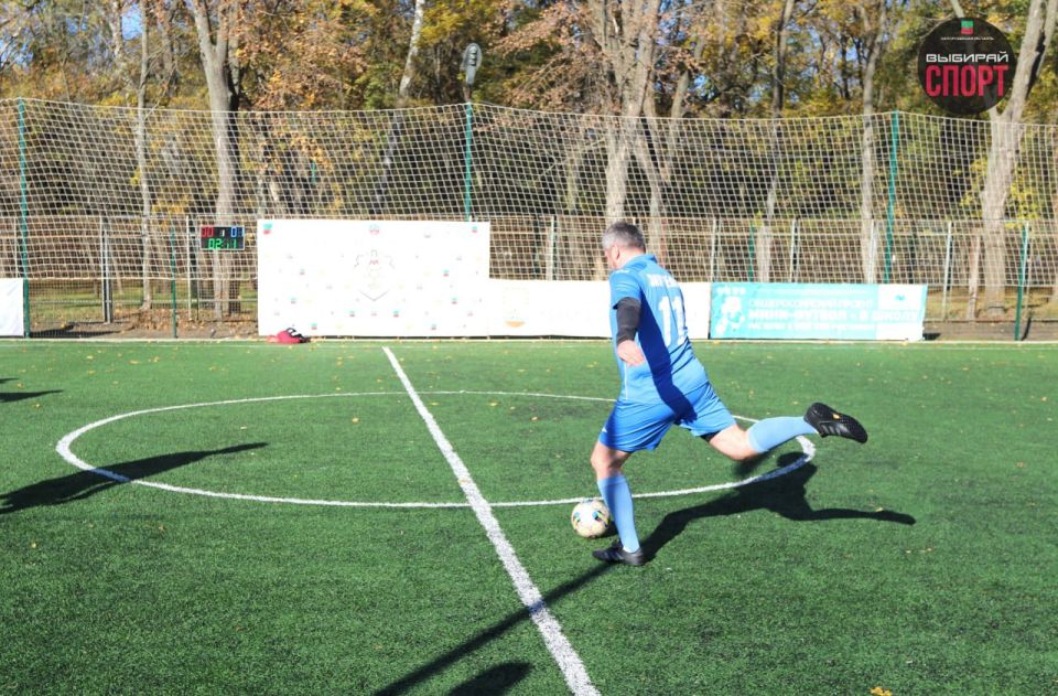 ����� 6-�� �������� ��� ���� �� ����-������� 5�5, ����������� 80-����� ������ � ������� ������������� �����