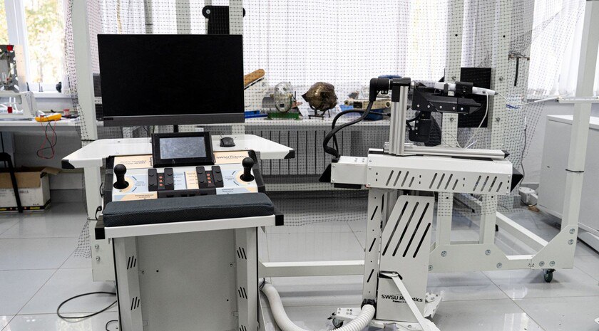 В Курске собран первый в России робот-хирург для удаления камней из почек