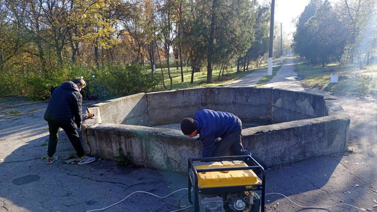 Игорь Гагаринов: Провёл рабочую встречу с благочинным церквей Веселовского округа протоиереем Александром Мурашко и представителем индустриального парка "Продмаш-Веслое" Денисом Бурцевым Игорь Гагаринов: Провёл рабочую встречу с благочинным церквей Веселовского округа протоиереем Александром Мурашко и представителем индустриального парка "Продмаш-Веслое" Денисом Бурцевым