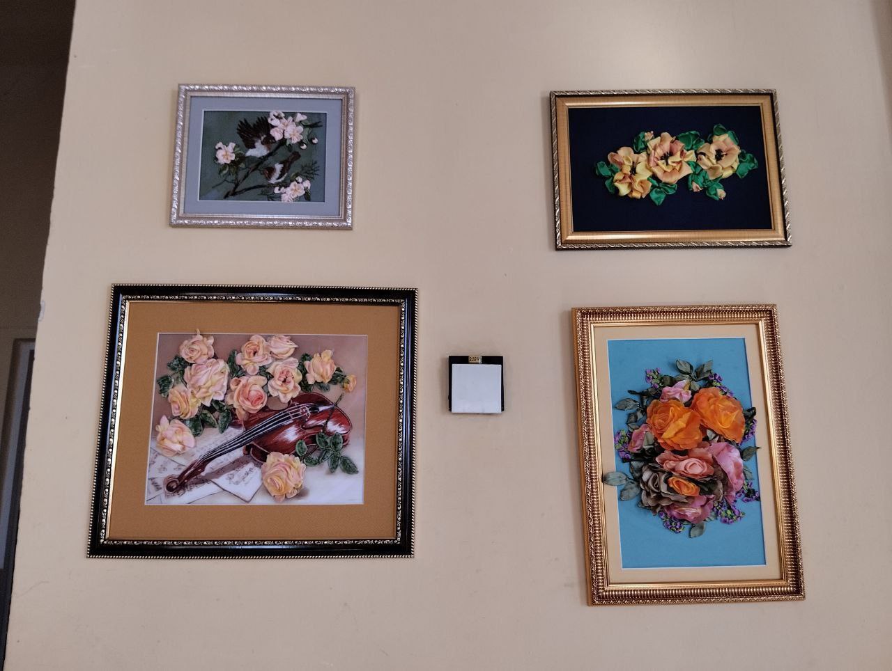 4 ноября, в День Народного единства, Дом культуры поселка Андреевка Бердянского муниципального округа стал центром притяжения для всех жителей! Участковая избирательная комиссия № 217 (ТИК 7) организовала замечательный... 4 ноября, в День Народного единства, Дом культуры поселка Андреевка Бердянского муниципального округа стал центром притяжения для всех жителей! Участковая избирательная комиссия № 217 (ТИК 7) организовала замечательный...