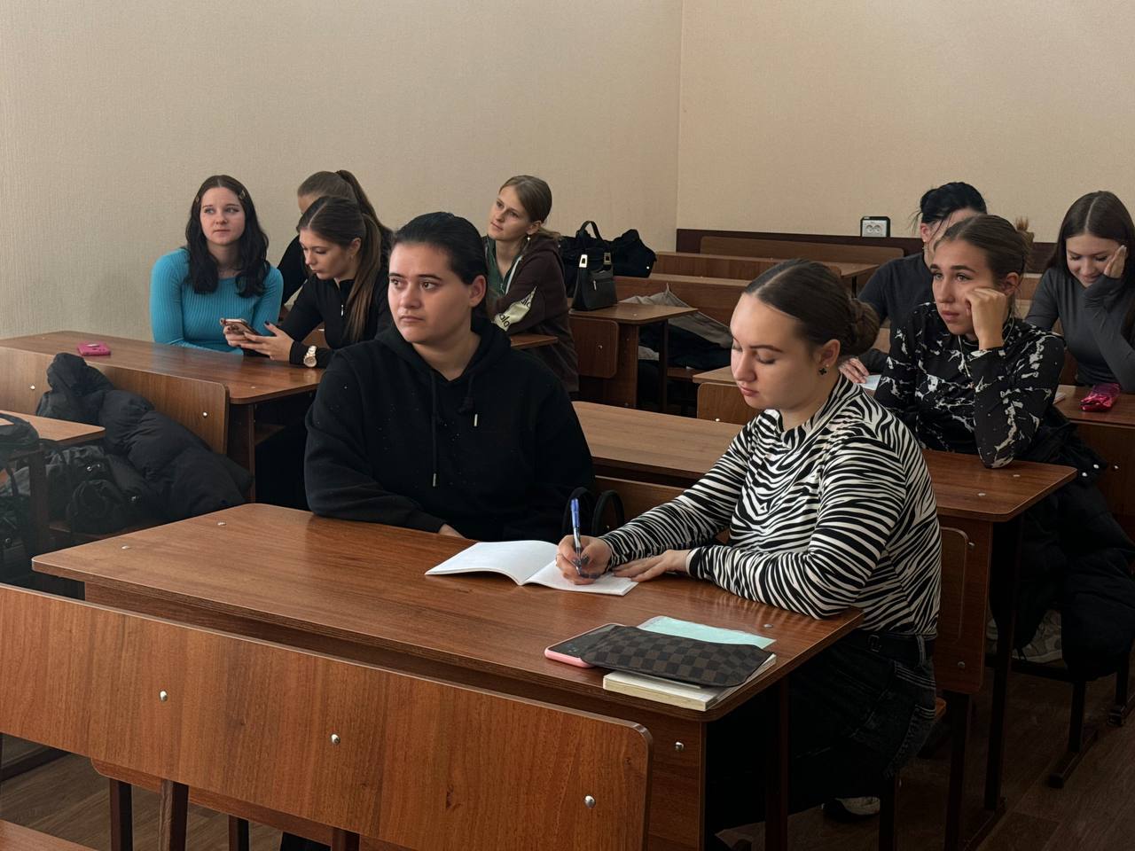 Единство Знаний: В МелГУ прошла Викторина, посвящённый Дню народного единства! Единство Знаний: В МелГУ прошла Викторина, посвящённый Дню народного единства!