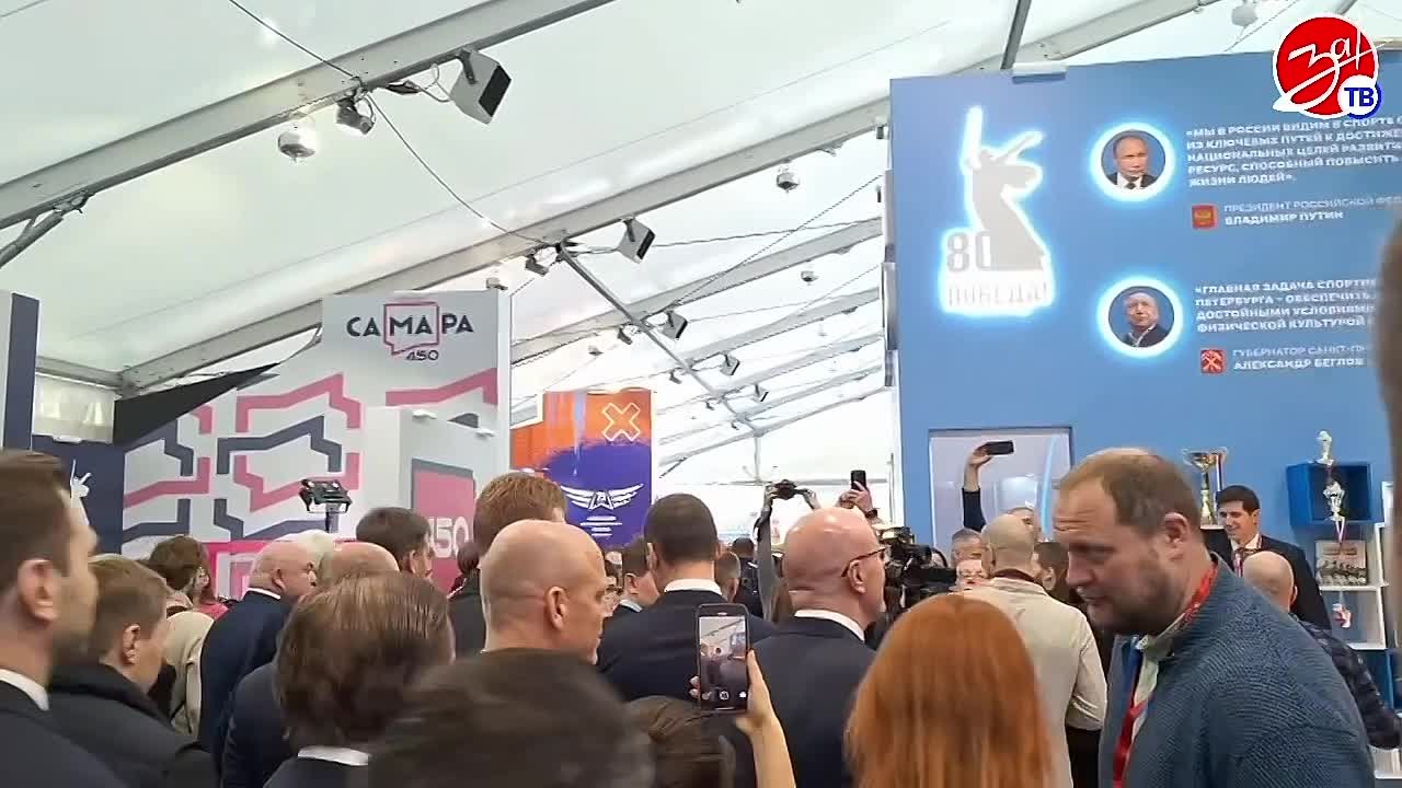 Второй день международного форума «Россия — спортивная держава» посетил заместитель председателя правительства Российской Федерации Дмитрий Чернышенко