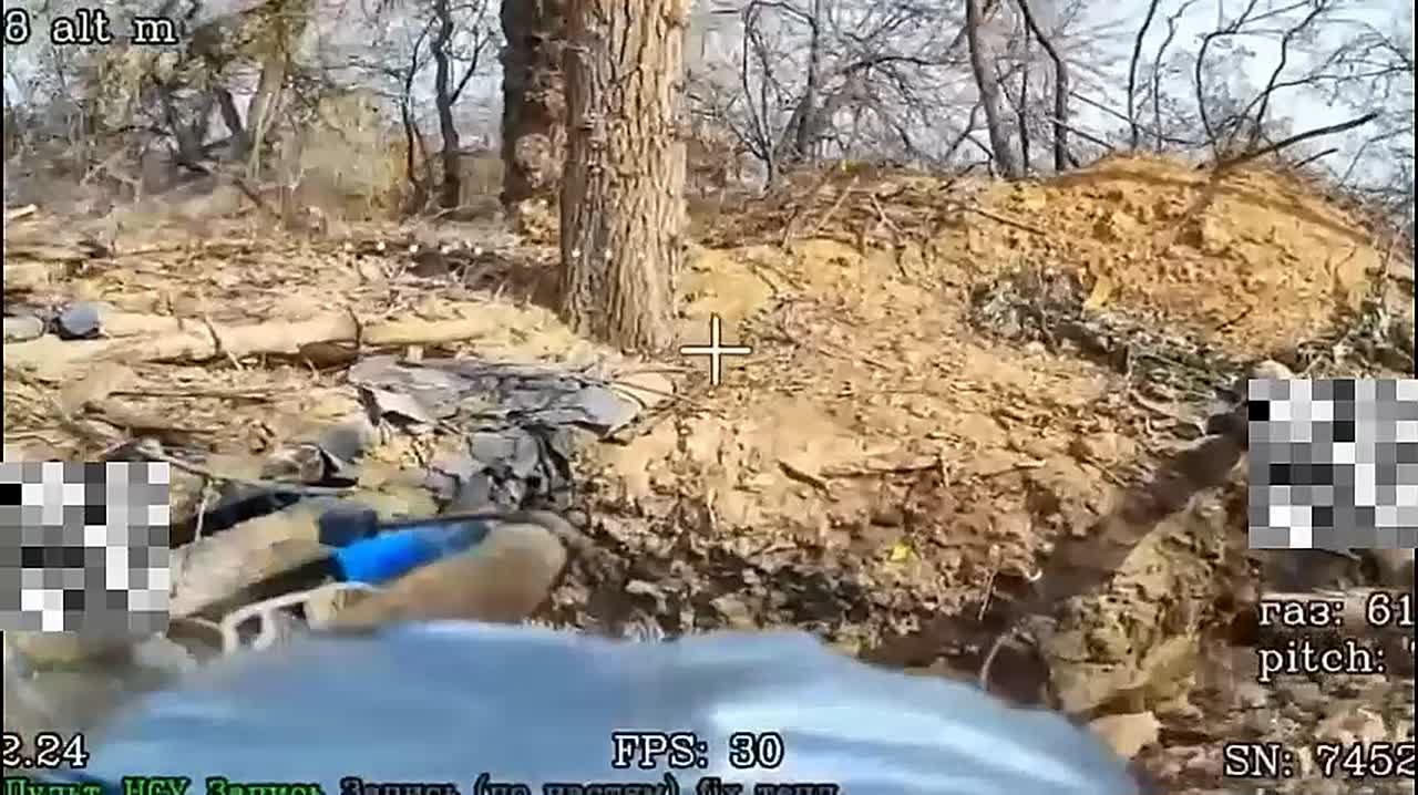 Операторы дронов 291 гвардейского мотострелкового полка уничтожают пехоту и позиции врага в район н.п. Новоданиловка