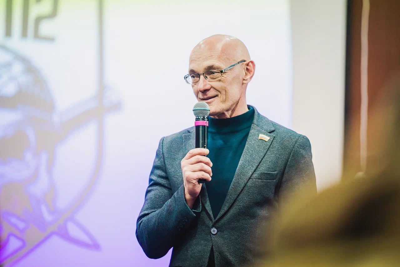 В День военного разведчика молодёжь организовала праздничный концерт! В День военного разведчика молодёжь организовала праздничный концерт!