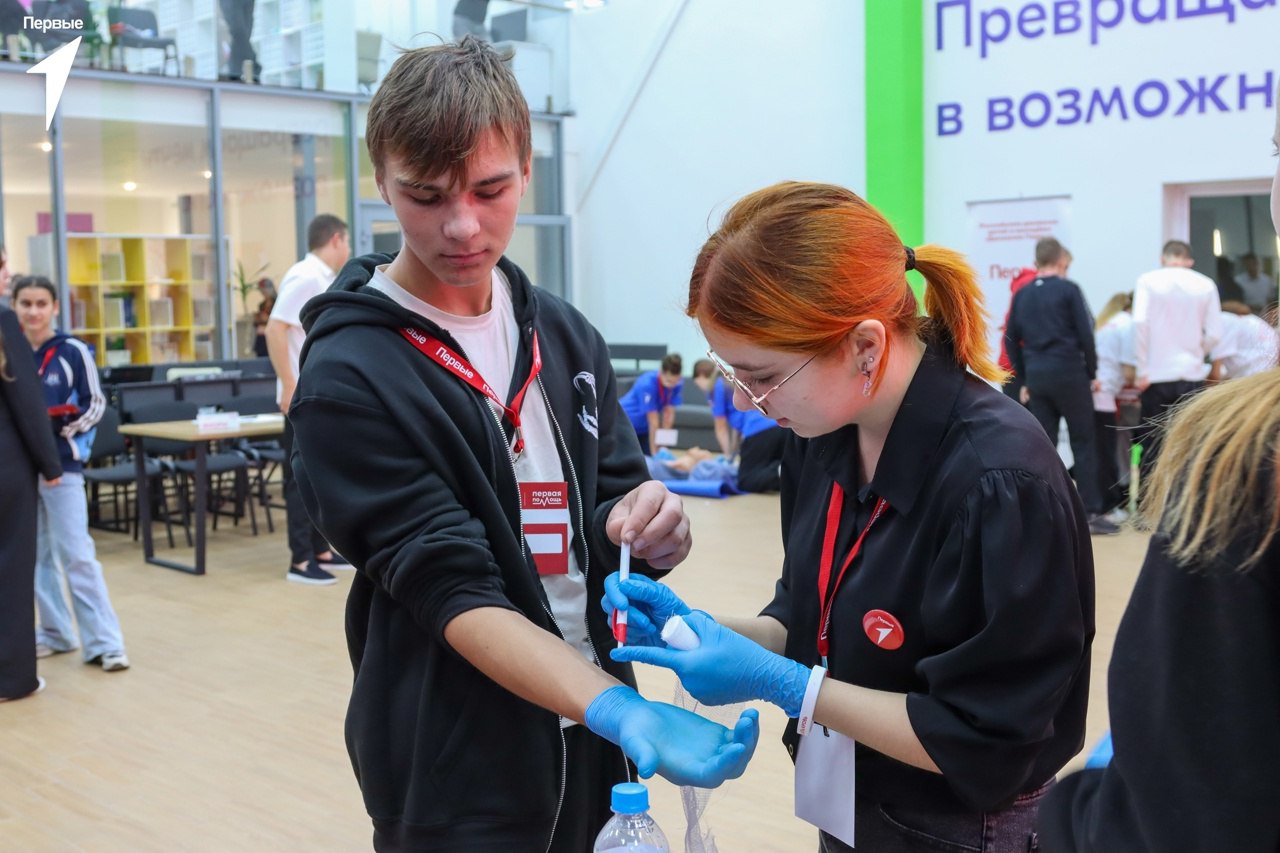 Обучающиеся 9 класса завоевали второе место на Региональном чемпионате по оказанию первой помощи