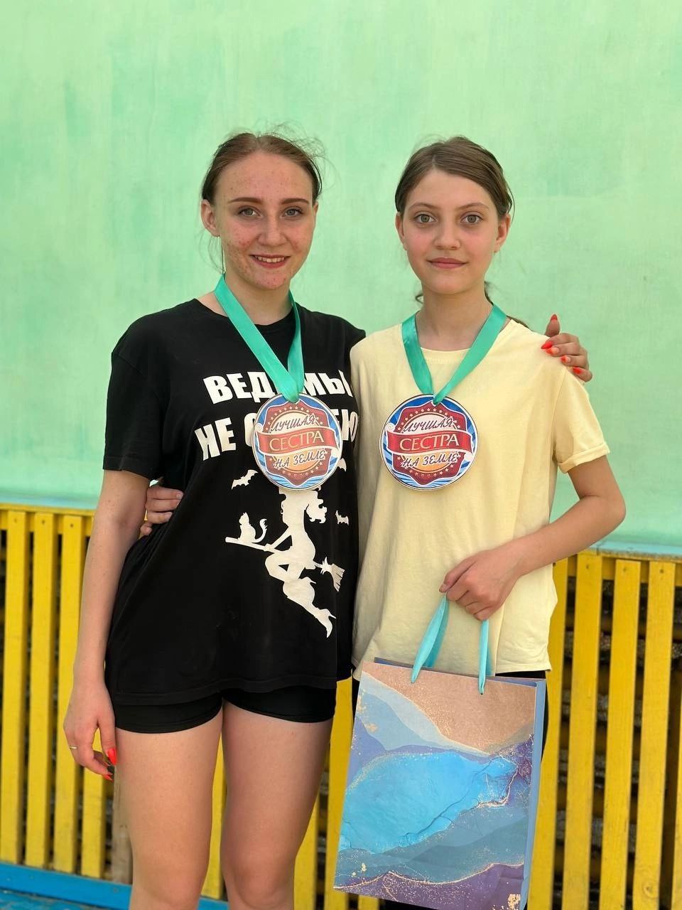 История многодетной семьи Красниковых вместе и фильмы смотрят, и делами занимаются История многодетной семьи Красниковых вместе и фильмы смотрят, и делами занимаются