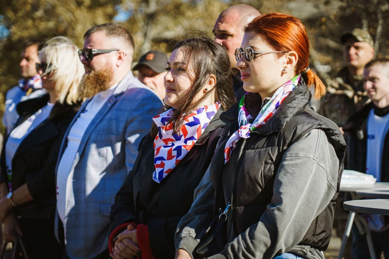 В Мелитополе состоялась эколого-патриотическая акция по высадке деревьев в память о каждом погибшем в годы Великой Отечественной войны В Мелитополе состоялась эколого-патриотическая акция по высадке деревьев в память о каждом погибшем в годы Великой Отечественной войны