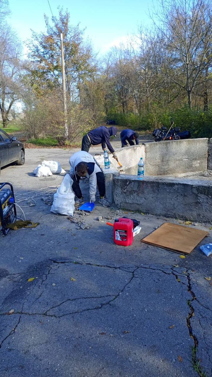 Игорь Гагаринов: Провёл рабочую встречу с благочинным церквей Веселовского округа протоиереем Александром Мурашко и представителем индустриального парка "Продмаш-Веслое" Денисом Бурцевым Игорь Гагаринов: Провёл рабочую встречу с благочинным церквей Веселовского округа протоиереем Александром Мурашко и представителем индустриального парка "Продмаш-Веслое" Денисом Бурцевым