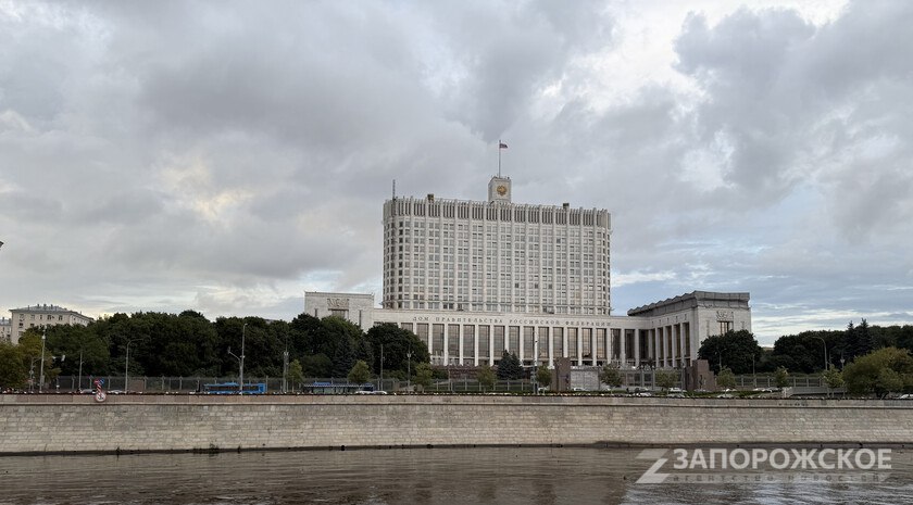 Компании в Новороссии с ноября смогут страховать инвестпроекты от военных рисков