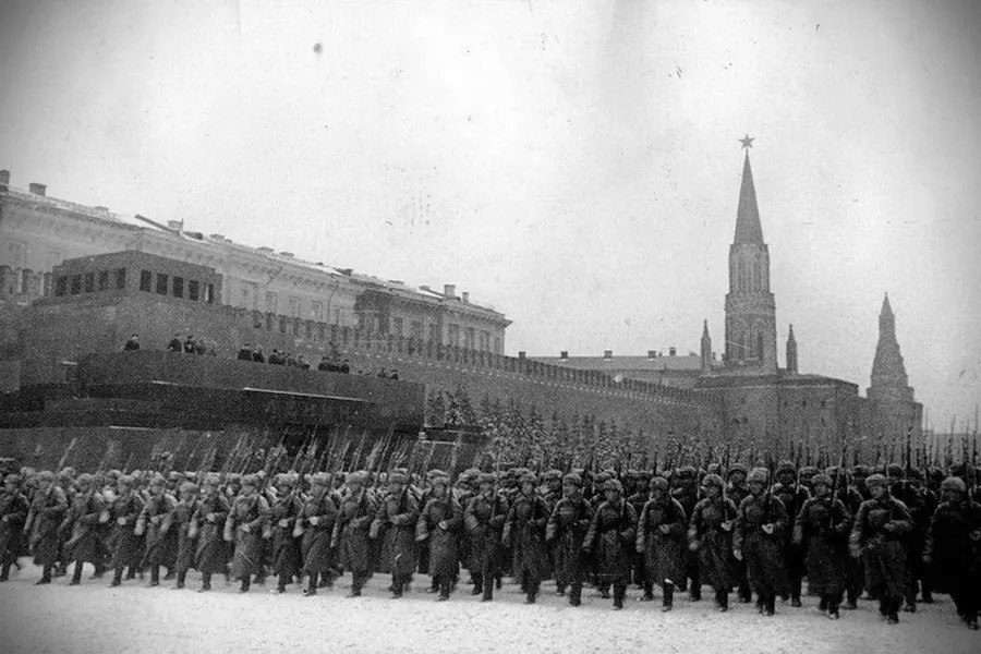 Этот день в истории России 7 ноября