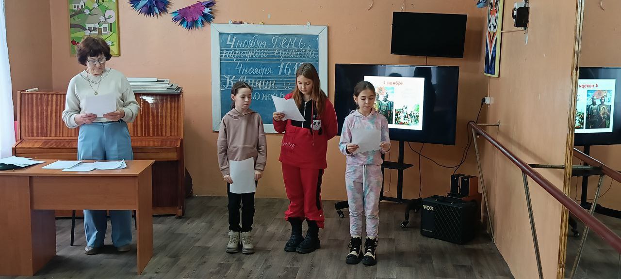 Моменты истории в Ефремовском Доме культуры Моменты истории в Ефремовском Доме культуры