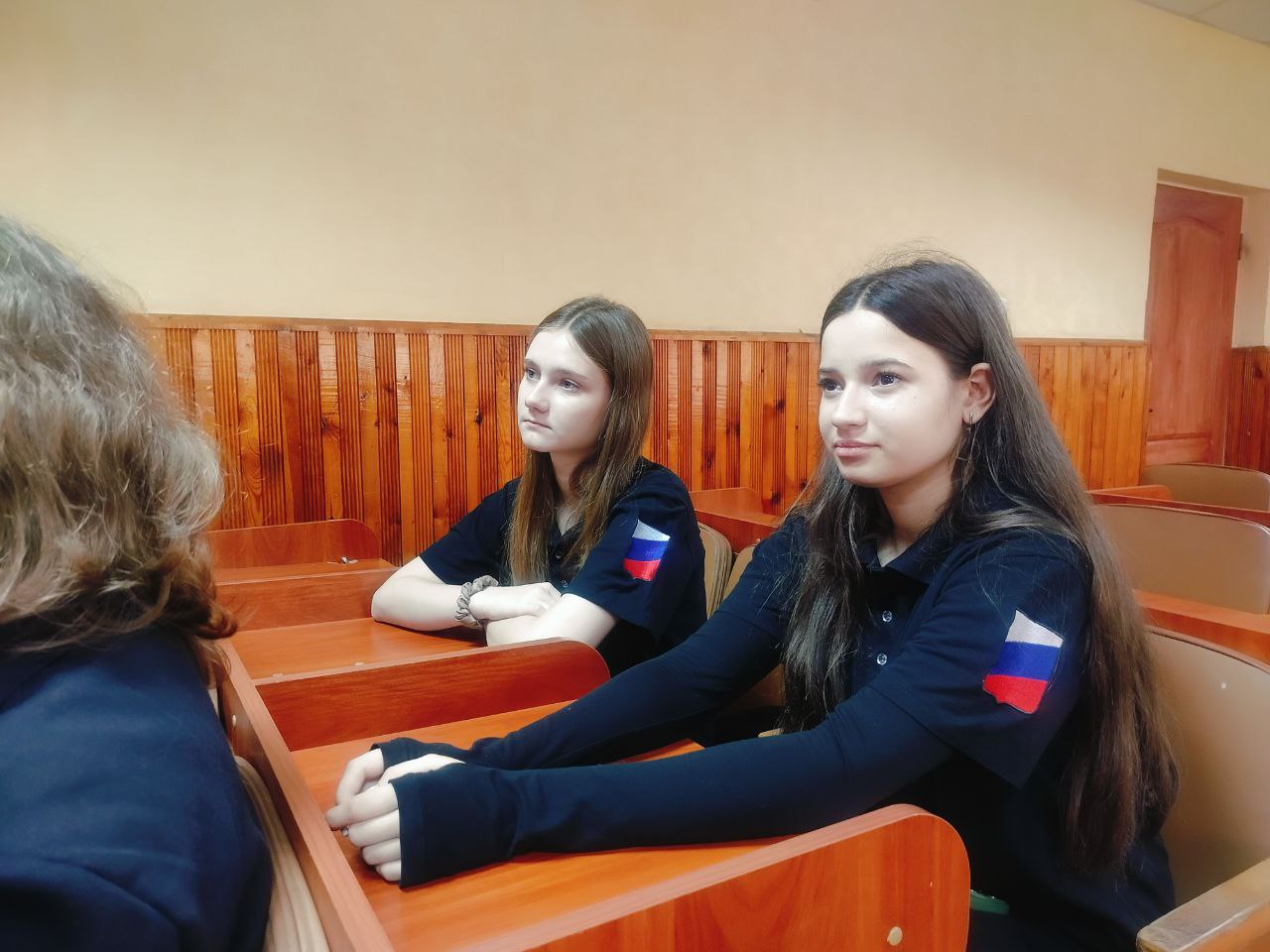 Активисты молодежных организаций «Молодая Гвардия Единой России» (МГЕР) и «ЮгМолодой» провели важный инфочас, приуроченный к Международному дню борьбы против фашизма, расизма и антисемитизма Активисты молодежных организаций «Молодая Гвардия Единой России» (МГЕР) и «ЮгМолодой» провели важный инфочас, приуроченный к Международному дню борьбы против фашизма, расизма и антисемитизма