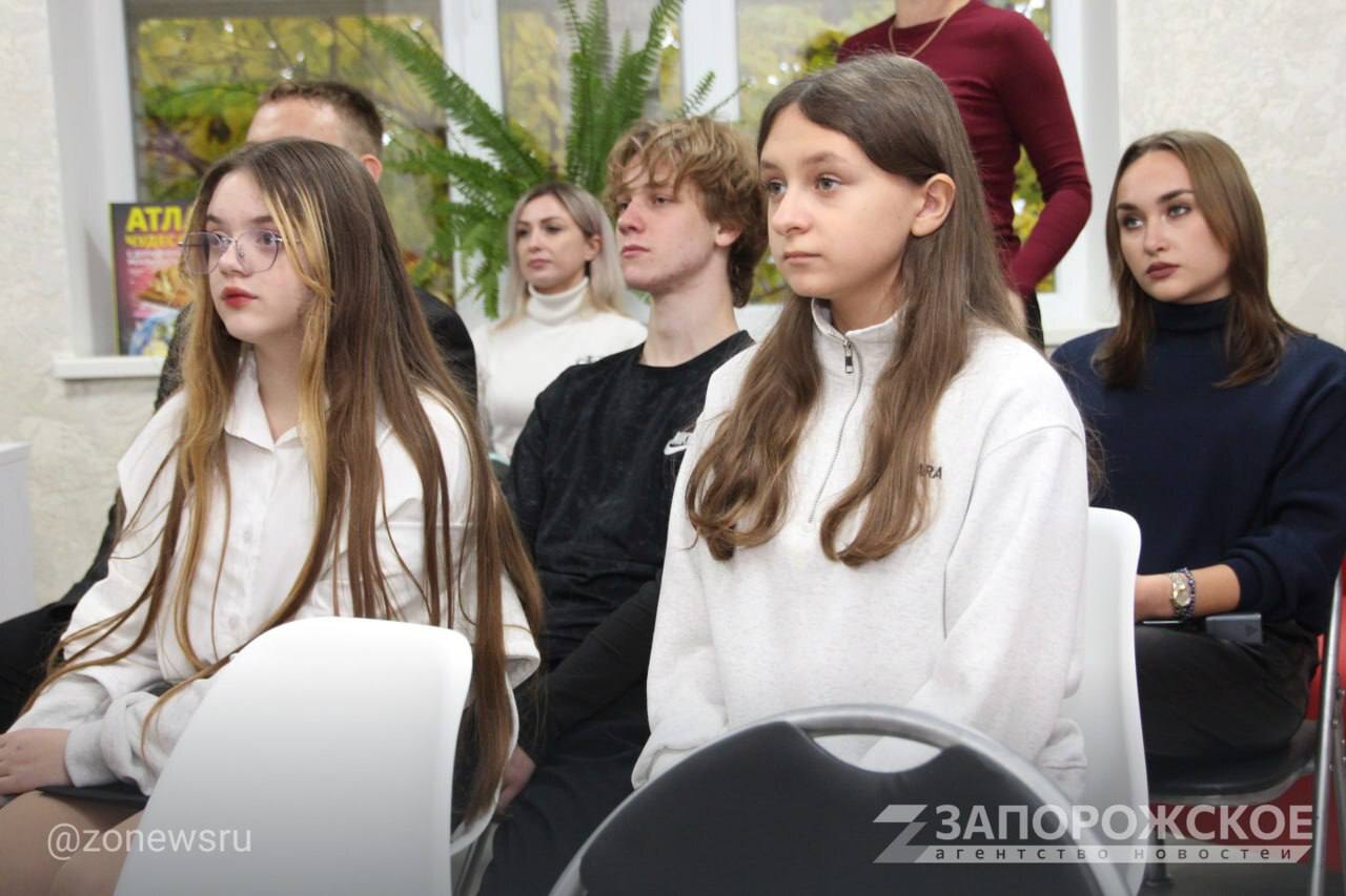 В Бердянске открылась современная модельная библиотека, оснащённая по федеральному стандарту В Бердянске открылась современная модельная библиотека, оснащённая по федеральному стандарту