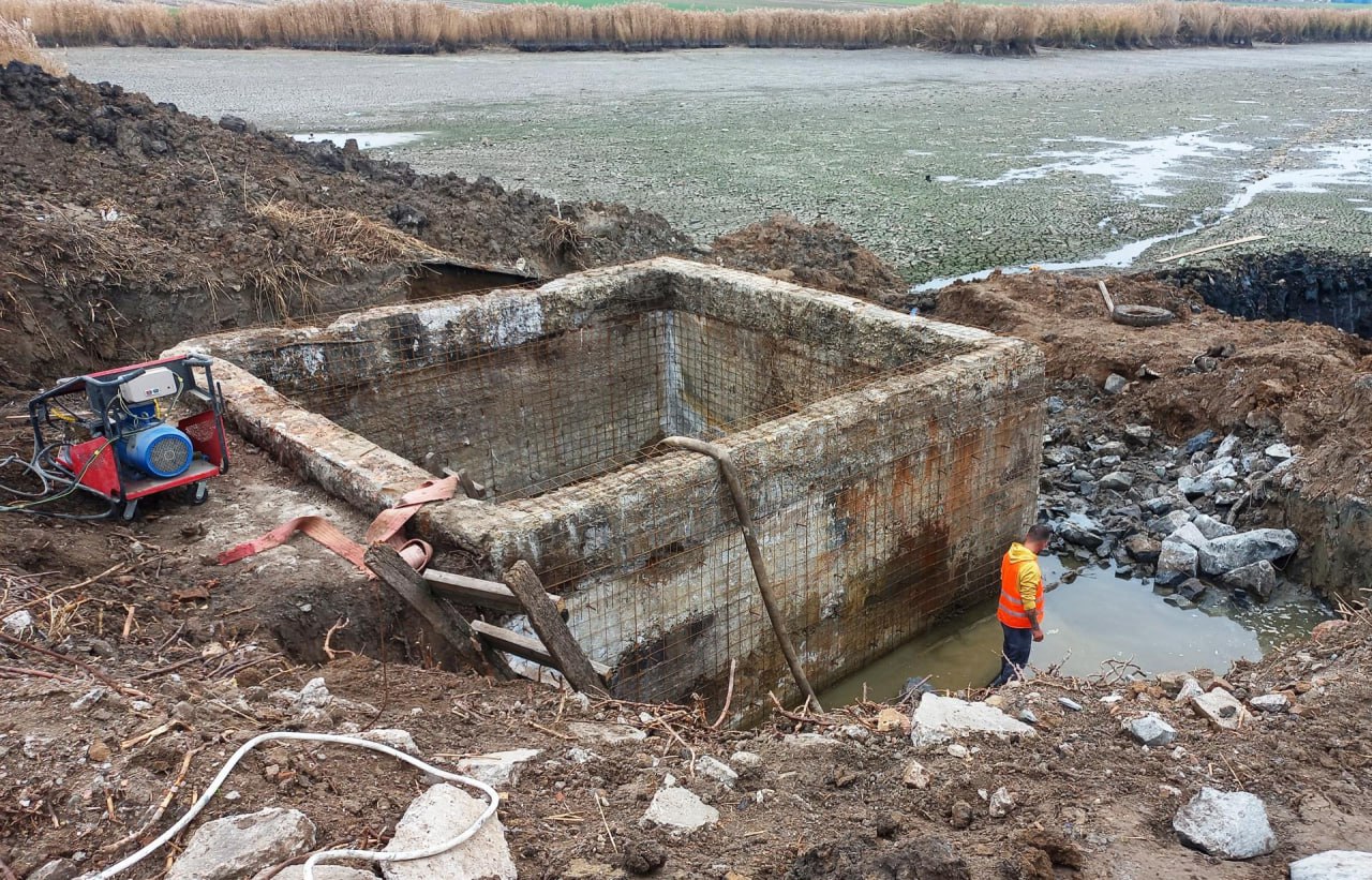 Капитальный ремонт гидротехнического сооружения на реке Домузла идет полным ходом Капитальный ремонт гидротехнического сооружения на реке Домузла идет полным ходом