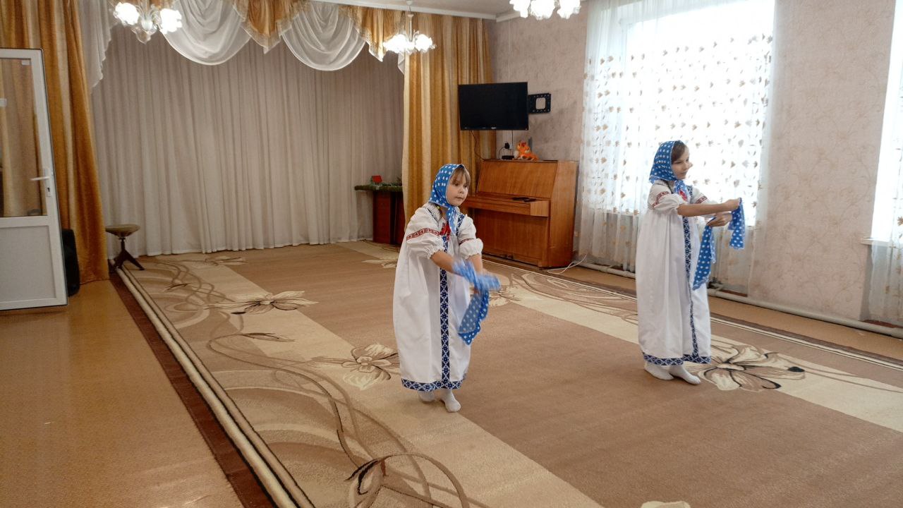 Праздник в детском садике «Колосок» Праздник в детском садике «Колосок»