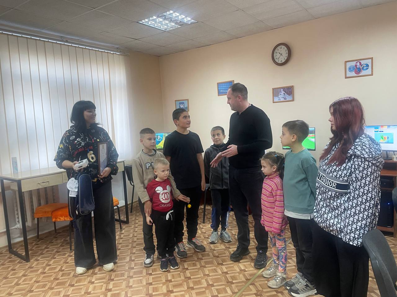 Кто сказал, что в библиотеке бывает скучно? Кто сказал, что в библиотеке бывает скучно?