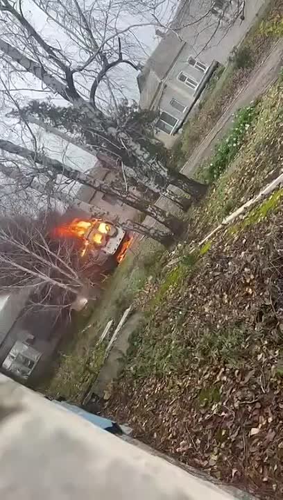 В Бердянском районе произошло возгорание автомобиля скорой помощи